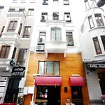 Taksim House 3*
