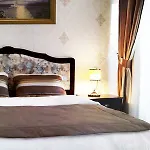 Taksim House
