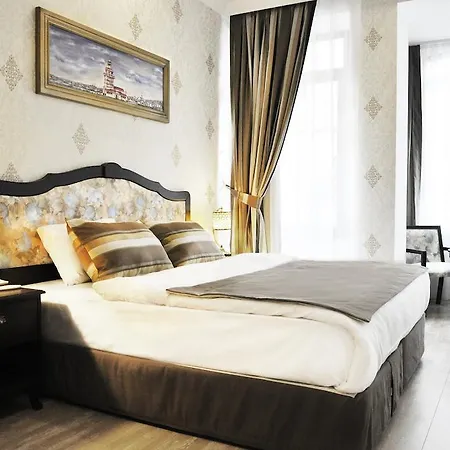Taksim House 3*