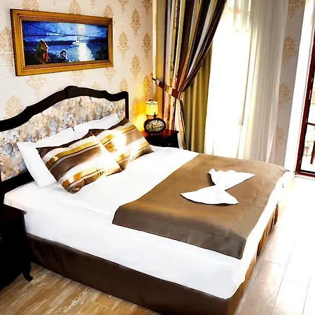 Taksim House Отель 3*